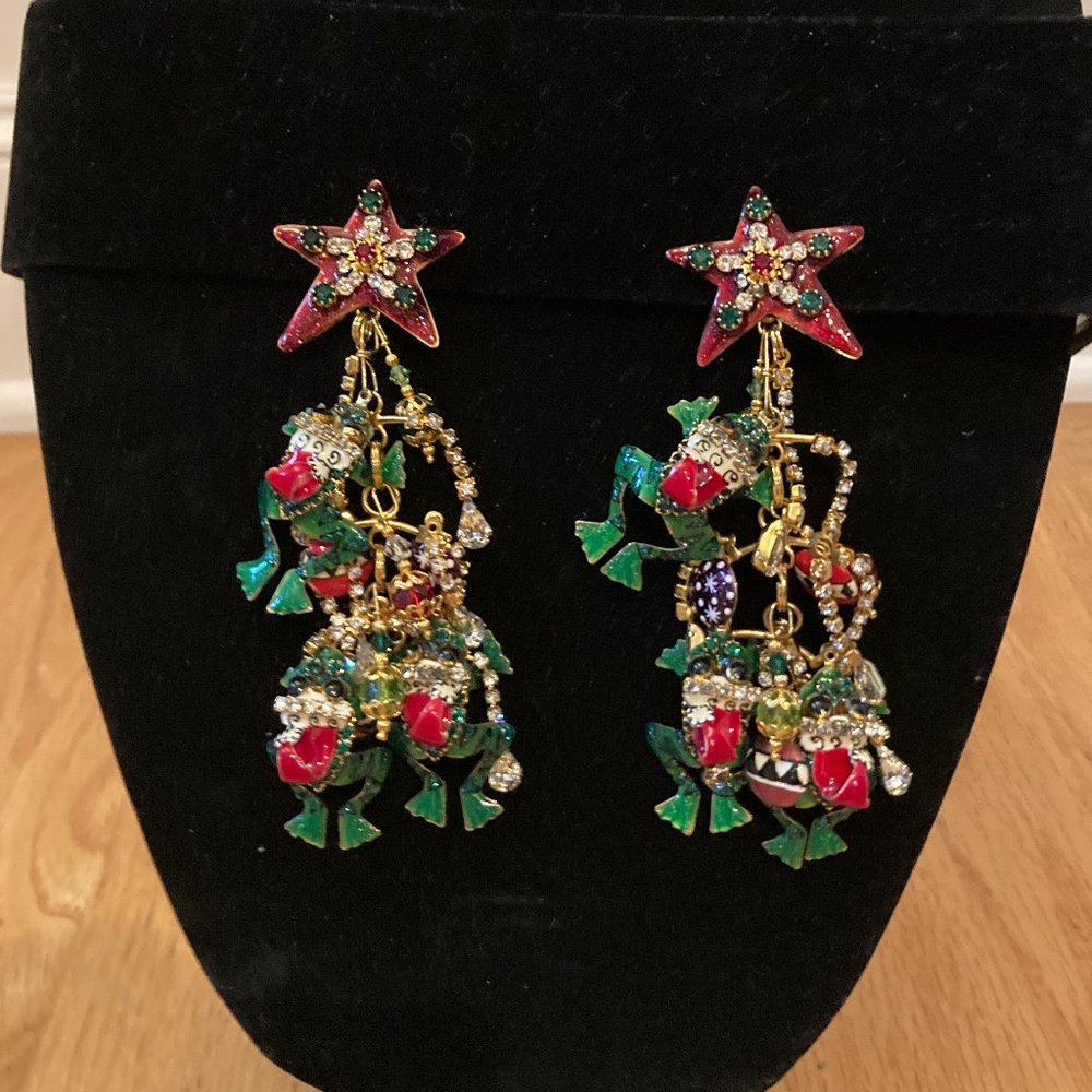 Mistletoad (Lunch at the Ritz) clip-on earrings